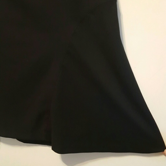 Black A-line skirt - Picture 4 of 4